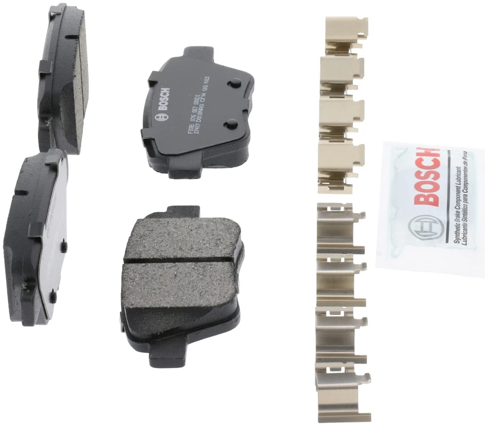 Pastillas de freno traseras de cerámica QuietCast 2013 para Volkswagen Passat Bosch 2012-2014 Foto 4 de 4