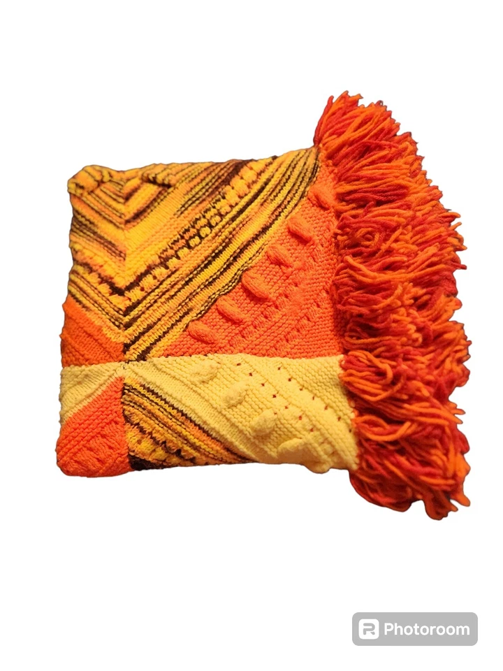 Manta de ganchillo hecha a mano vintage 43"x78" increíble Foto 3 de 4