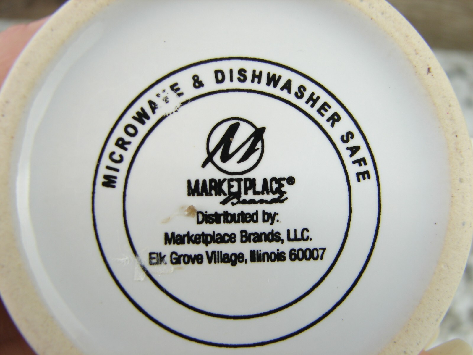 Lindt Lindor Coffee Tea Mug Cup White with Gold Leaf Embossing 12oz