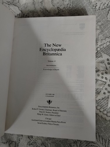 The New Encyclopedia Britannica Volume 15 Micropaedia Birds Chemical 15th 1987 - Bild 8 von 9