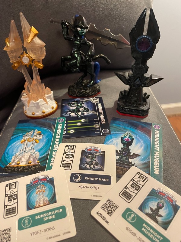 Skylanders trap team dark & light expansion sunscraper knight midnight cards sti