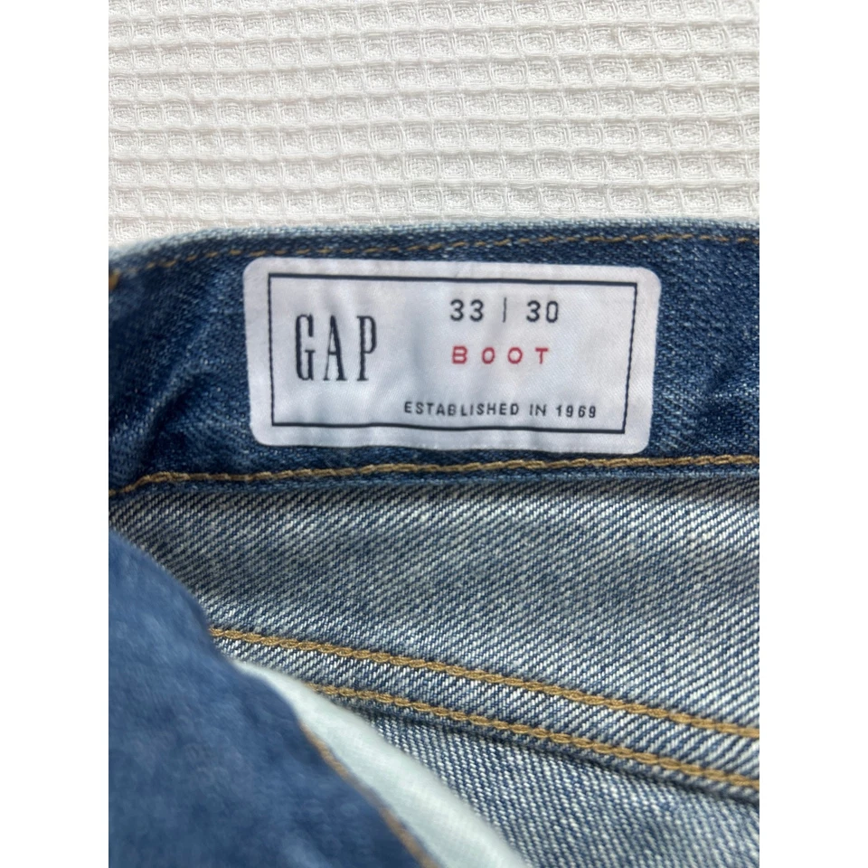 Men's Gap 33/30 Boot Cut Jeans - Image 2 of 4