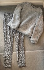 New Look Woman’s Pyjamas Set