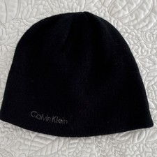 Calvin Klein Black Reversible Solid Knit Bean...