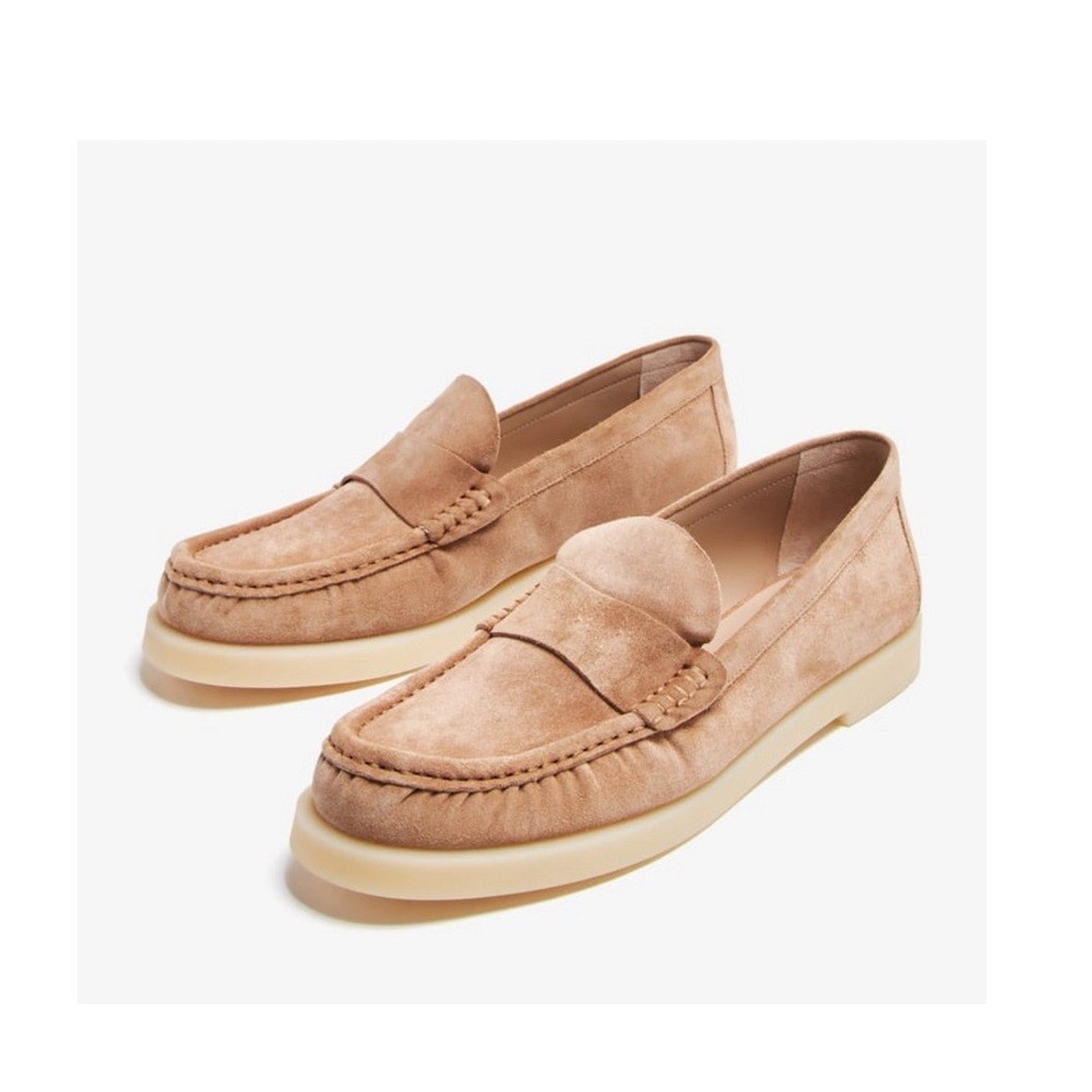 Stuart Weitzman Blake Loafers.     New in Box. Size 7.5. Retail $400