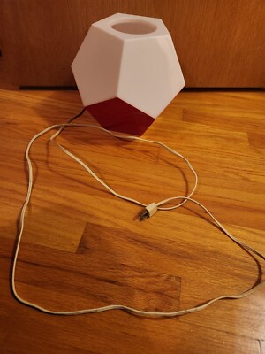 VTG EAMES ERA GEOMETRIC OCTAGON 8.25  X 10  WHITE ORANGE PLASTIC TABLE LAMP WORK