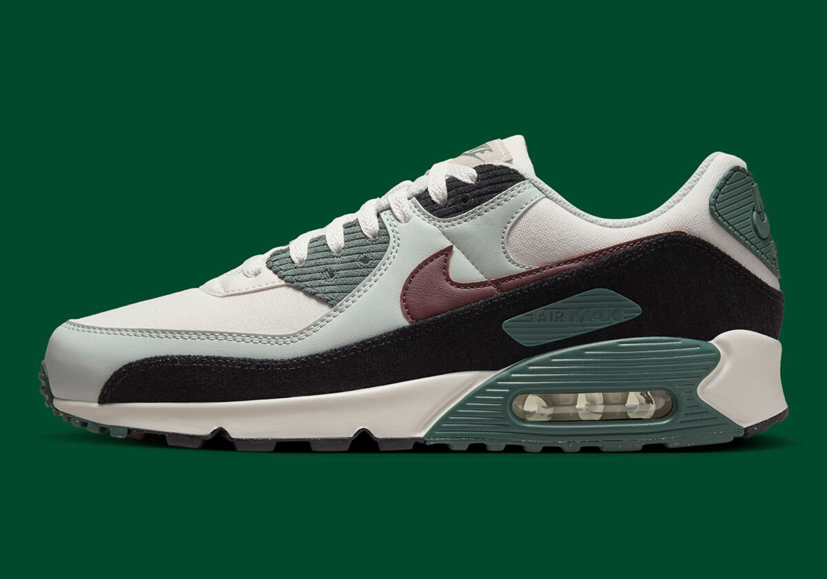 air max 90 random scribbles