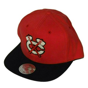 blackhawks tomahawk hat