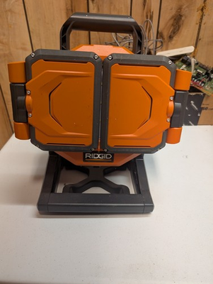 #ad RIDGID R8698B 18V Hybrid Folding Panel Light tool Only U $86.95