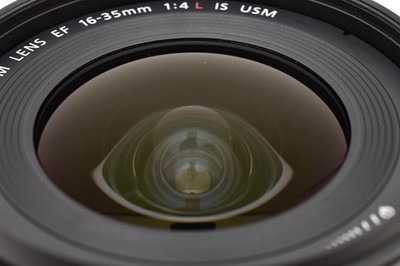 Canon EF 16-35mm f/4 L IS USM Wide Angle Lens From JAPAN [Top Mint