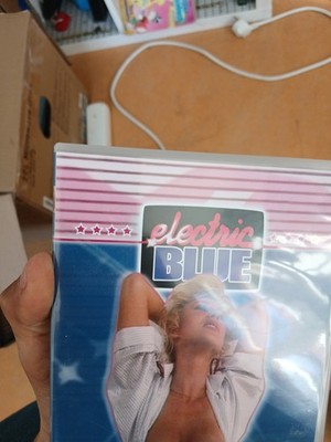 Amanda Lear - Electric Blue 21-22 Promi Special