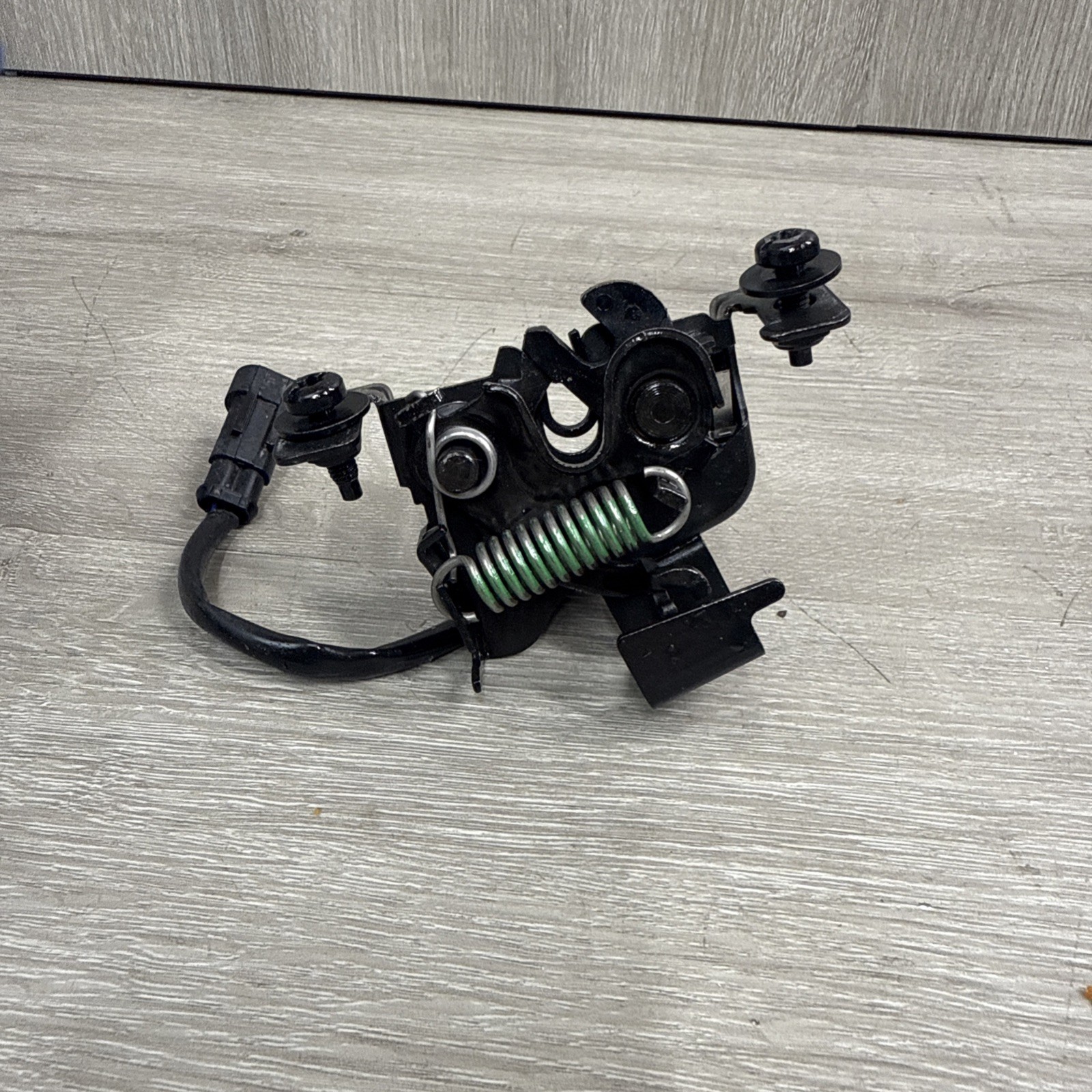 ✅2014 - 2024 MASERATI GHIBLI FRONT HOOD BONNET LEFT SIDE LATCH LOCK ACTUATOR OEM