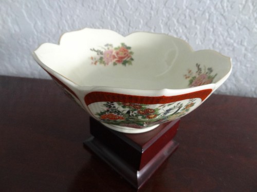 SATSUMA Japanese Decorative Bowl/Dish with Peacock & Floral Accents - Picture 4 of 6