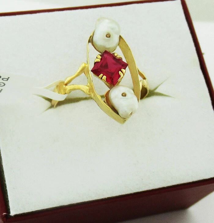 ANILLO PERLAS BLANCAS GENUINAS Y RUBÍ ORO AMARILLO 10k - Nuevo con etiqueta Foto 3 de 4