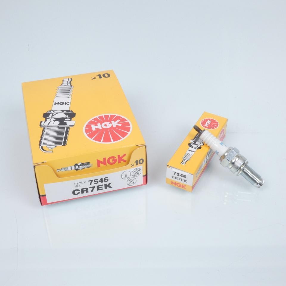 Bougies d'allumage moto et scooter NGK CR7EK 7546 neuves lot de 10 pièces