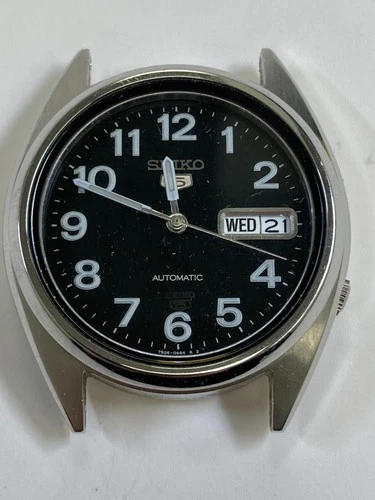 Vintage SEIKO 7526-3180 Automatic Men's Watch, Pre-Owned, Runs (35-#82)