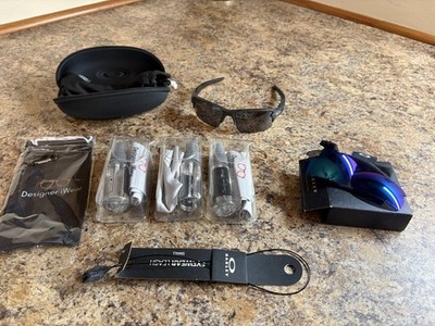 Oakley  Sport Glasses With Cleaner Kits And Extra Blue Lenses With Accessories