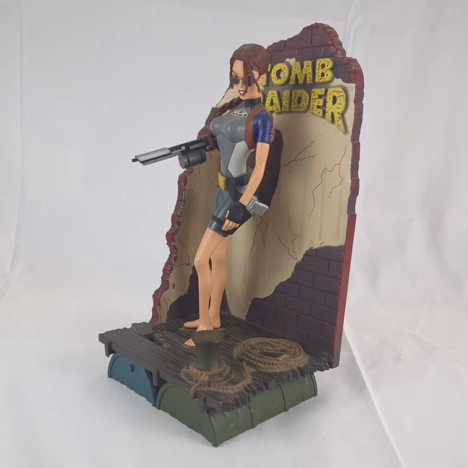 Figura de acción traje de neopreno Tomb Raider Lara Croft 11" Playmates Toys 1998  Foto 2 de 4