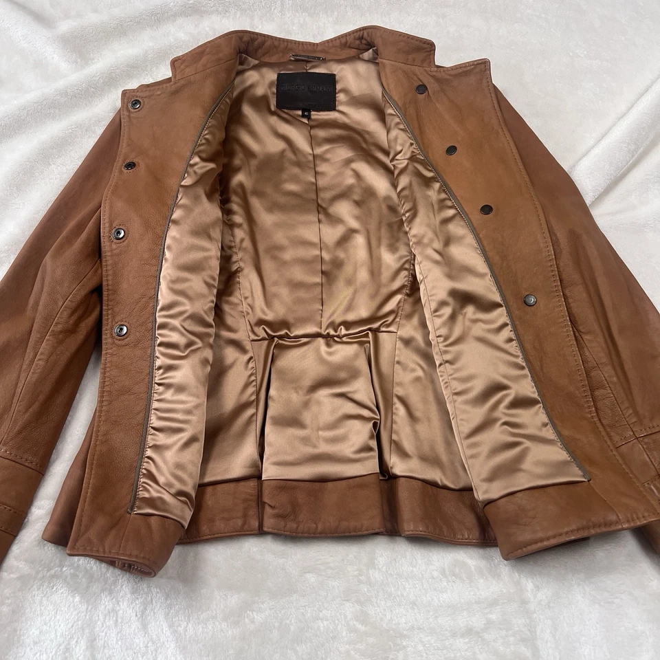 Chaqueta para mujer Giorgio Armani talla 40 cuero de cordero marrón hecha en Italia a presión” Foto 4 de 4