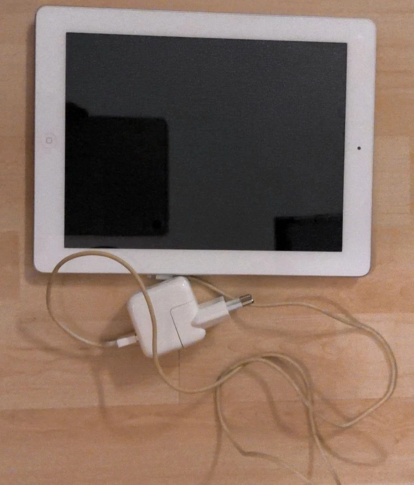 Apple iPad 4 · 128GB · Wi-Fi, Foto 1 von 2