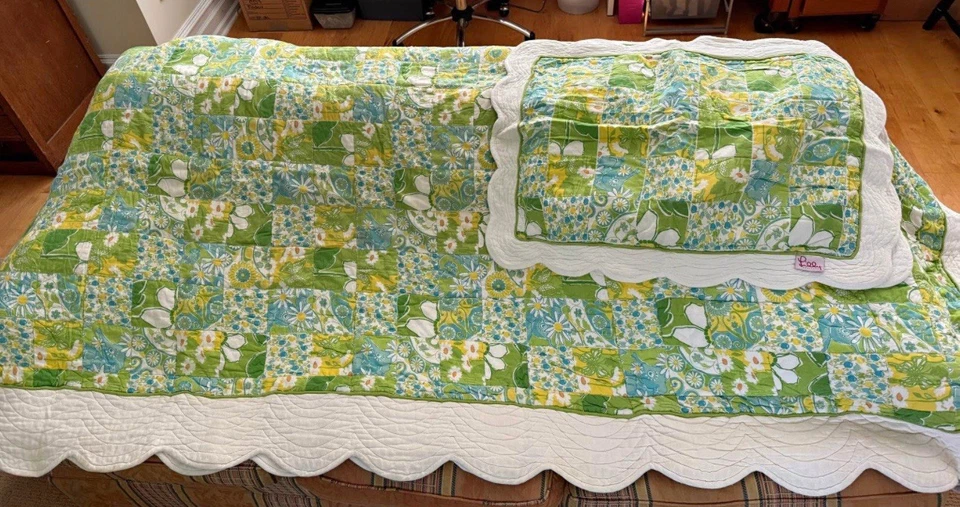 Edredón King Lilly Pulitzer y dos fundas excelente estado ¡difícil de encontrar! Foto 2 de 4