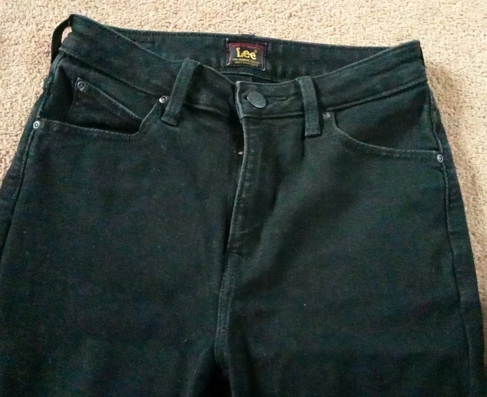 Lee Scarlett Womens Jeans X2 Waist 28 Size 10. See Description And Photos - Image 2 of 4