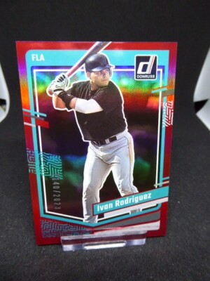 2023 DONRUSS BASEBALL - IVAN RODRIQUEZ - BASE HOLO RED #225 -/2023 - MARLINS