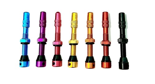 Adattatore Valvola Presta -Schrader XON - 2 Pezzi Neri, Per Gonfiare Ruote Bici Con Pompe Standard Convertitore Valvola Bici XON - Foto 2