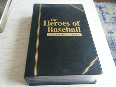 22 Karat Gold Heroes Of Baseball card collection case Near