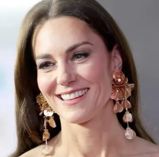 Zara Style Vintage Flower Dangle Drop Earrings Kate Princess Statement Earrings