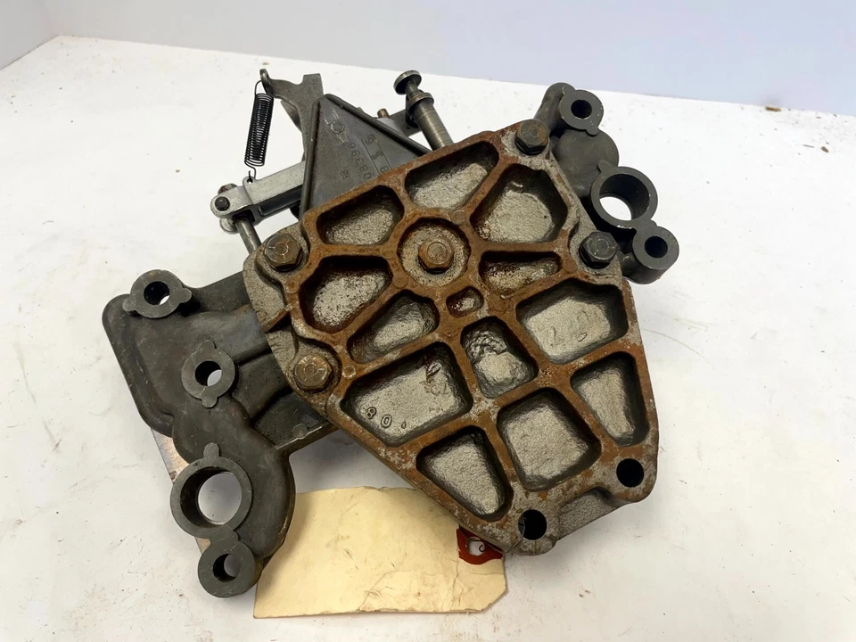 Chrysler New Yorker Windsor 1953 8 cilindros carrocería Powerflite y válvulas 1559328 nuevo en stock Foto 3 de 4