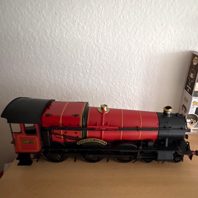 Harry Potter Hogwarts Express Batterie Dampflok 25 Jahre limitierte Auflage