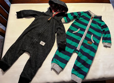 Carters Baby Boy 9 Months Rompers Outfits Zipper Long Sleeve 1 Hooded Lot of 2