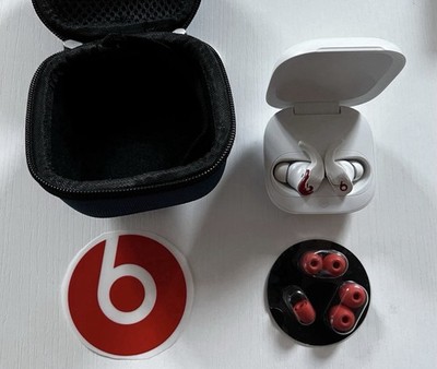 Beats by Dr. Dre Beats Fit Pro True Wireless Earbuds White Travel Case Included