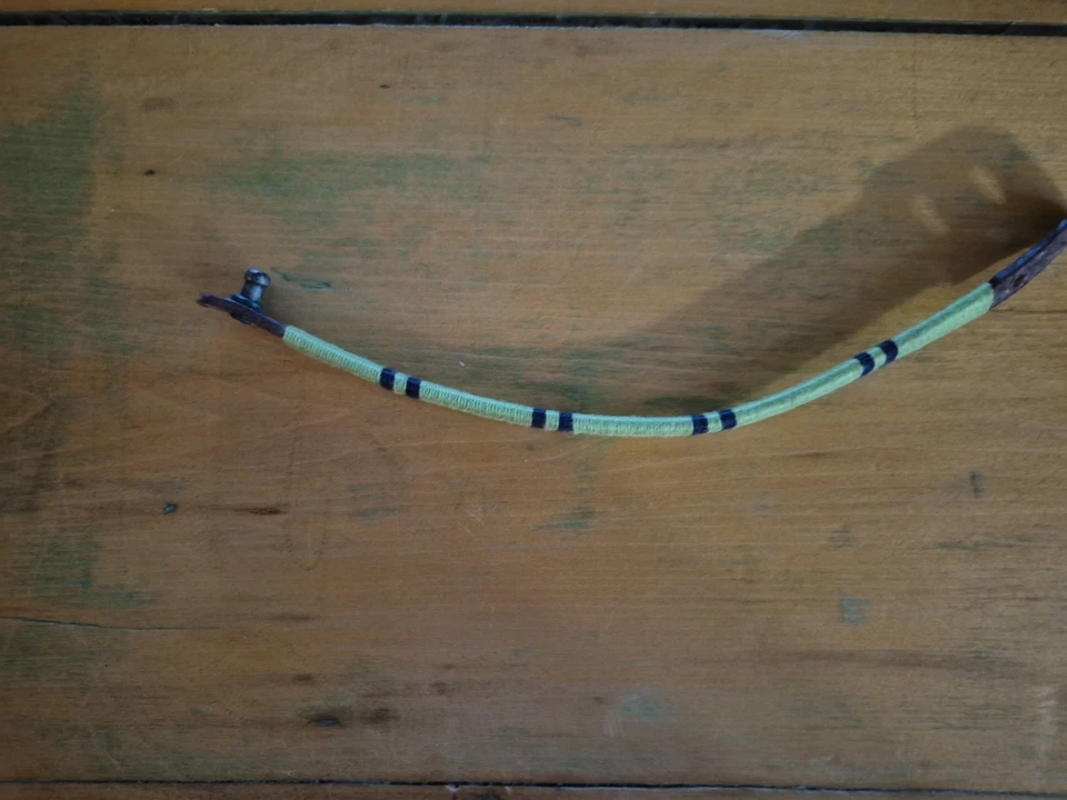 Abercrombie & Fitch 儿童皮革手链带绿色 — 第 2/3 张图片