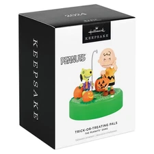 Hallmark 2024 Trick or Treating Pals Peanuts Halloween Ornament