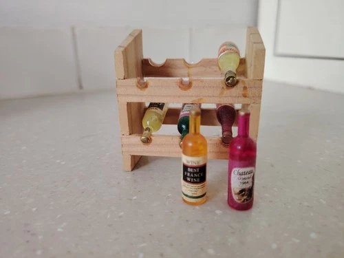 Miniture Wooden Wine Rack Dolls House With 6 Bottles 1:12 Scale Pub Bar (Dh)