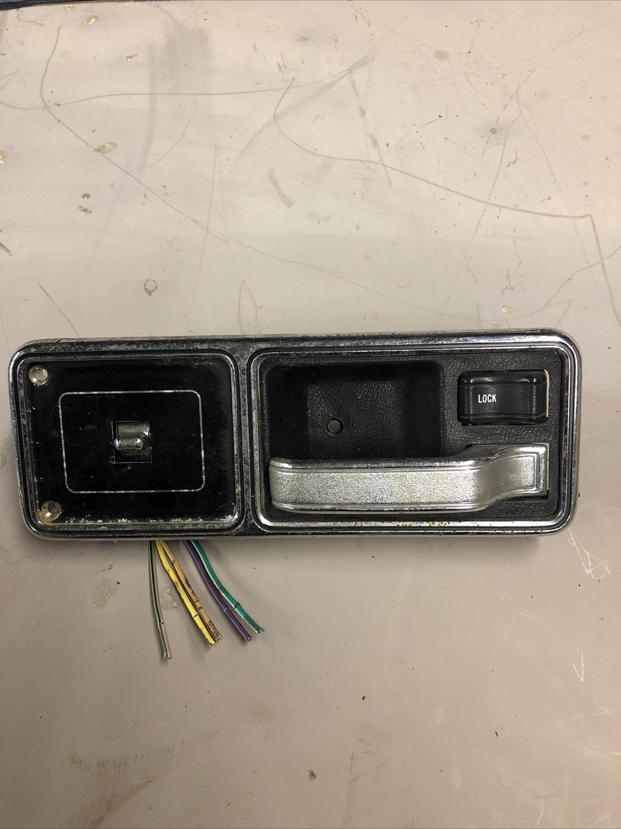 Jeep Cherokee XJ 84-96 Passenger Rear Interior Door Handle Window