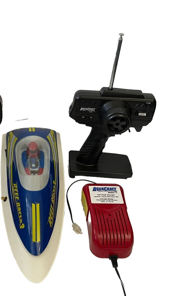 REEF RACER 2 AQUA CRAFT BOAT, Aquacraft Models ( Blue And Yellow) - Image 2 of 4