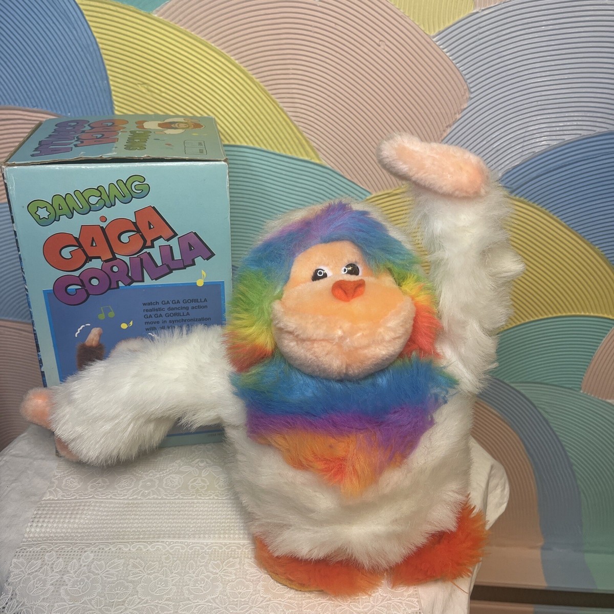 Dancing gaga gorilla white and rainbow 80 Electronic Toy