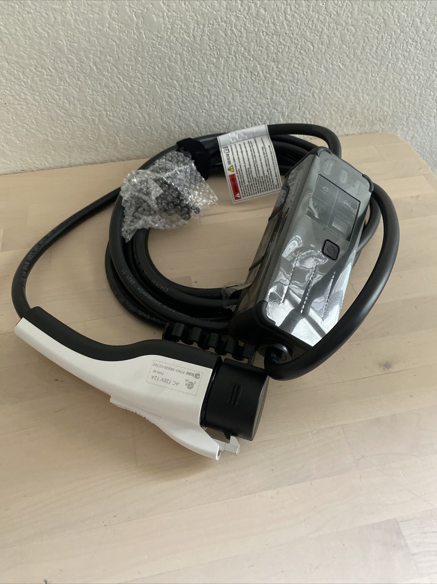 HYUNDAI 200V EV Cable
ヒョンデ電気自動車用充電ケーブル $_57.PNG?set_id=880000500F