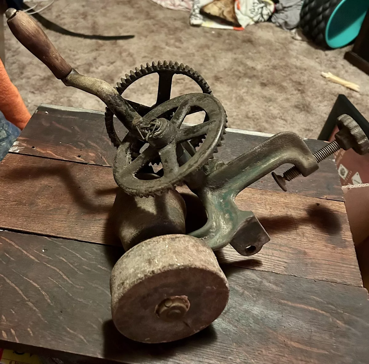 Hand crank 2024 sharpening stone