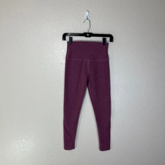 beyond-yoga athletic gym workout heather logo leggings