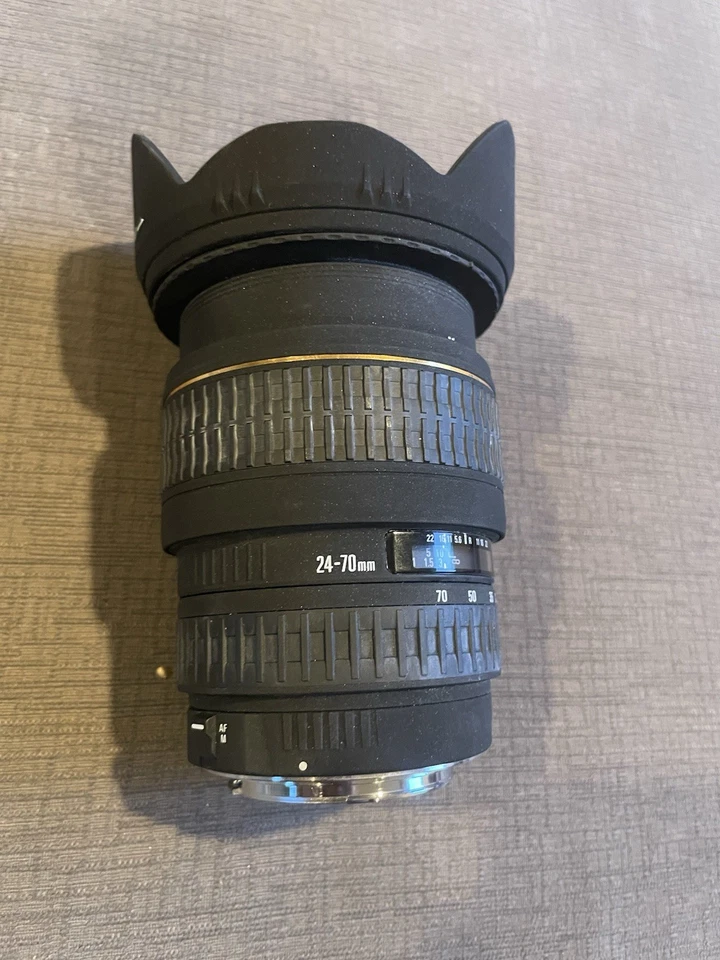 Sigma 24-70mm f/2.8 EX DG lens used in great condition - Image 2 of 3