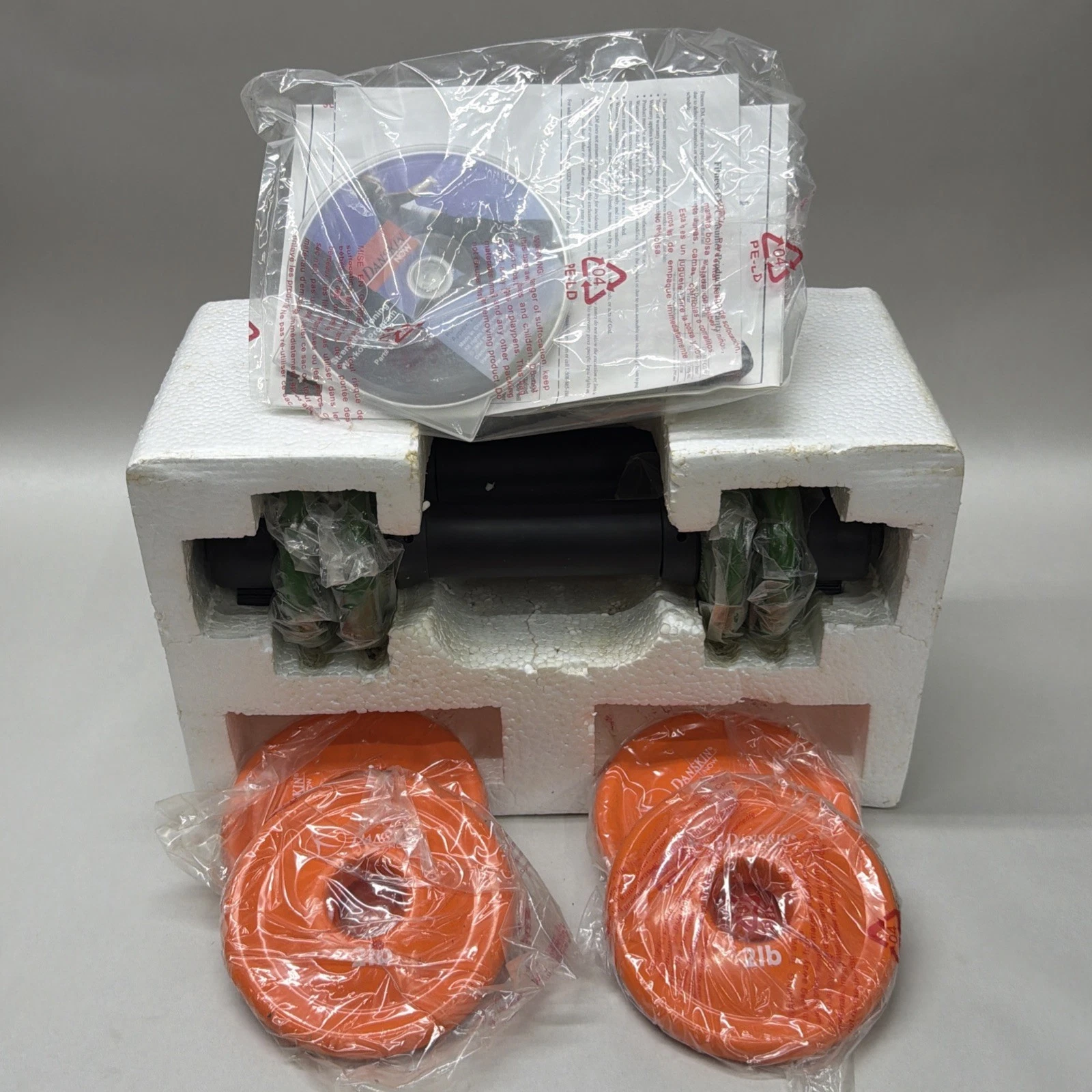 Danskin Now 16 Lb. Adjustable Dumbell Set (16lb Total Combined Weight) Padded
Opens in a new window