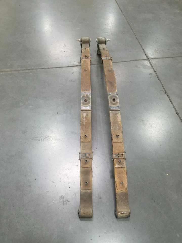 Dodge Dakota R/T 2000 resortes de hoja traseros #0333 L6 Foto 4 de 4