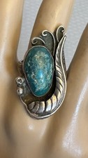 Vintage Navajo Sterling Silver Green Spiderweb Turquoise Ring Long Sculpted sz 7
