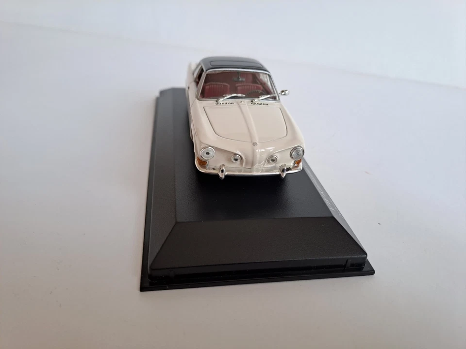 MiniChamps 1:43 430 050220 VW KARMAN GHIA 1600 White - Immagine 3 di 4