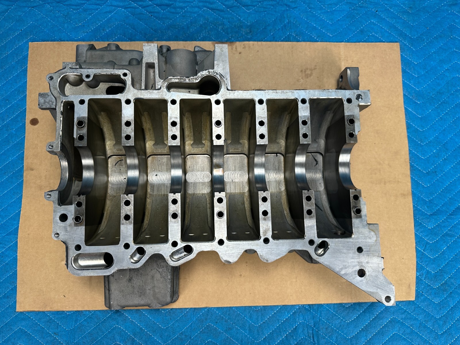 Bentley Cont Flying Spur BWR Engine Block Crankshaft Support Plate 2006-2012 OEM
