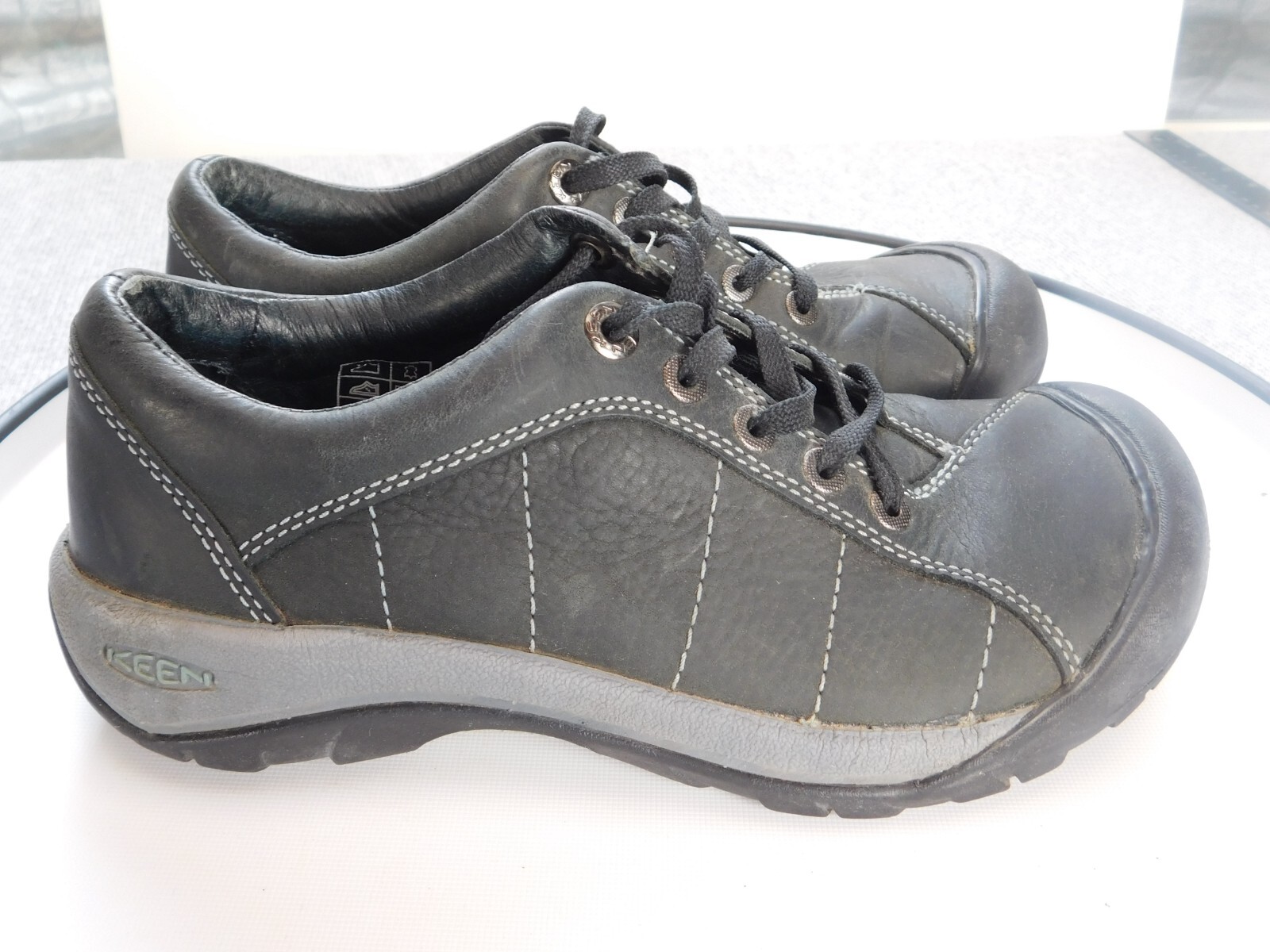 Scarpe da trekking Keen Presidio donna 6 nere pelle scamosciata punta paraurti sneaker